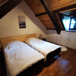 Appartements Chez Nicole et Patrick : Villa 3 Chambres