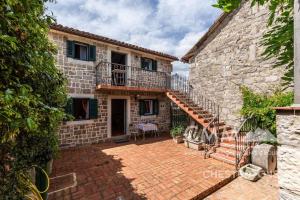 Apartments stone Radovici - 3hvězdičkové hotely ve městě Radovići