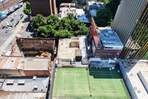 Cosy 1-Bedroom Retreat with Gym Access