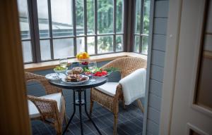 Kuhrhaus Apartment by Pilat