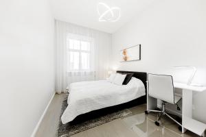 Quiet city centre two rooms apartment No13