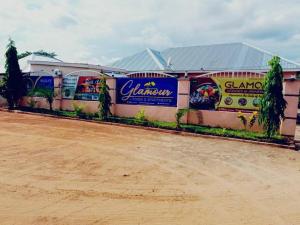 Glamour Lodges and Apartments