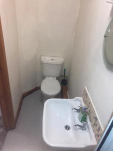 Dine & Rest, 1 bedroom apartment at little India