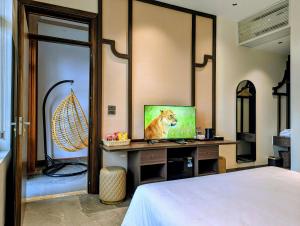 Tam Coc Center Luxury Hotel & Villa