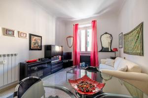 Flaminio Tiepolo bright and central in Rome