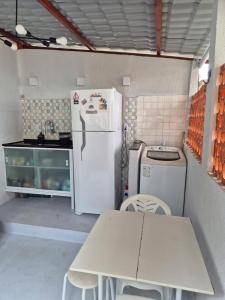 Microcasa completa confortavel e bem localizada