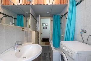 Flaminio Tiepolo bright and central in Rome