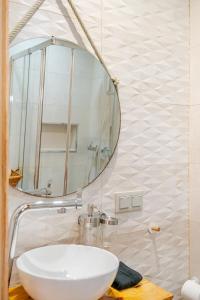 Sandy Shores by Seareen