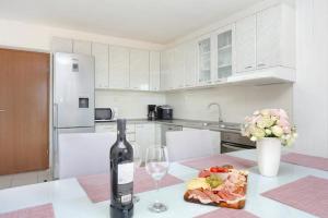 Holiday home Mons Aureus