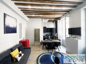 Urban Flat 44 - Charming 2 Bedrooms in the center