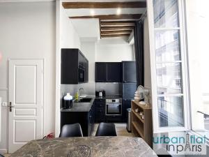 Urban Flat 44 - Charming 2 Bedrooms in the center