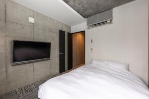 3 room in the center of Sapporo in the walking area of Odori Park toilet x 2 bathroom x 1 parking Shimizu model