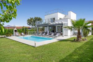 Luxury Villa - Amazing Sea Views