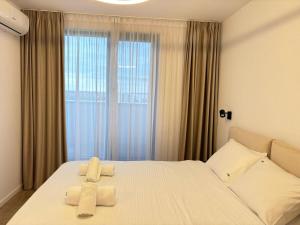 H Pipera - 2BR - Lake View