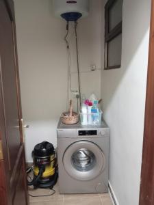 Stay with Saja Room in Weibdeh