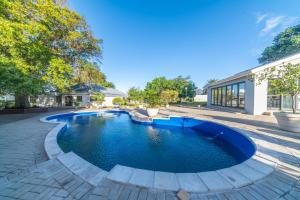 Room 6 - LEO Sky Guest House