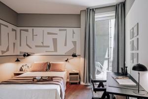 Rosales - 1 bedroom and balcony in Santo António