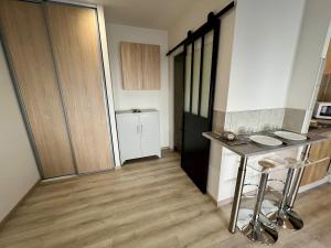Studio Cosy à 2 pas du centre de Bourges WIFI CLIM