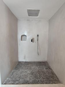 Milos Pollonia Apartment