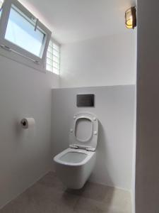 Milos Pollonia Apartment