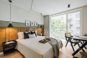 Farol - 1 bedroom apartment with pool in Areeiro