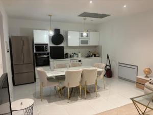 Appartements Maison Begles a cote de la gare saint Jean : photos des chambres
