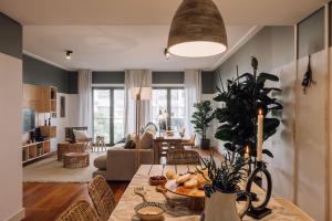 Galera - 2 bedrooms, pool and gym in Lapa