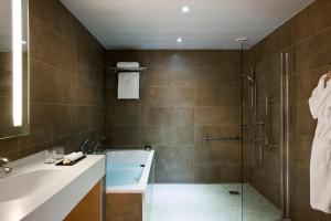Hotels Chateau Jeanne & The Forest - Chateau de Montvillargenne : photos des chambres