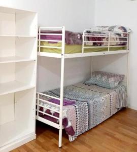 Estancia Aaron Vallecas