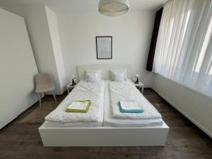 University Greatforest Apartment