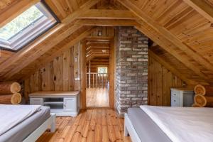 Roze Guest Houses Sklandas