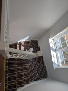 Enbrook Luxury Lodge with Garage and Driveway