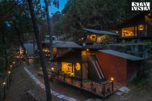 StayVista at tatvam-Mountain views & EV Station