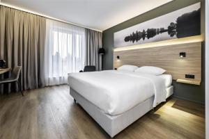 Superior Room - Partial Airport View room in Park Inn by Radisson Vilnius Airport Hotel & Business Centre