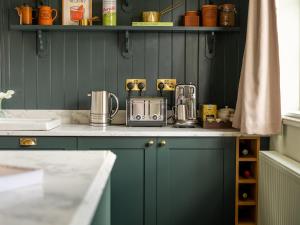 Chapman House 3 Bedroom Luxury Retreat