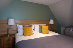 Glen Mhor Hotel at Uile-bheist Brewstillery