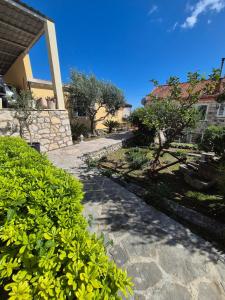 Summer Nest-Studio Apartment