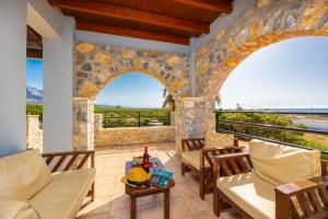 Theo Beach Villa