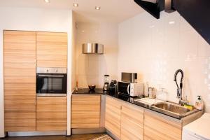 Appartements Maison triplex JJ - Ecrin verdoyant au coeur de Lyon : photos des chambres