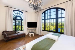 7 Dora Terrace Apartments