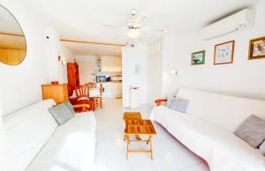 Estudio Flor de Jazmin en Dénia ideal para parejas cerca del mar by Family Homes Rentals