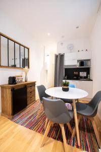 Le St Germain - Pétillant studio décoré avec goût en centre-ville