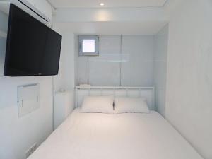 Look Home Guesthouse