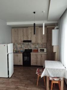 Автовокзал Макдональдс ПортCity