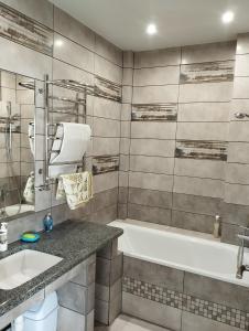 Автовокзал Макдональдс ПортCity