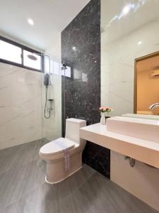 Modern Tropical Villa with Private Pool