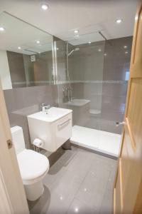 Superb 2 bedroom town apartment, quiet location