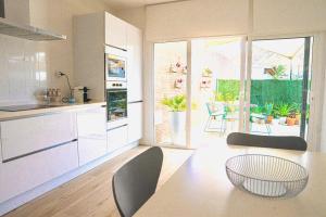 CASA MIMAR moderna y acogedora