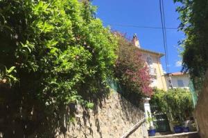 Appartement en rez de jardin centre ville