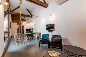 LivingRoom 4A self Check-in 24h